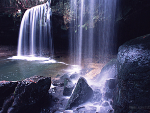 鍋ヶ滝 なべがたき